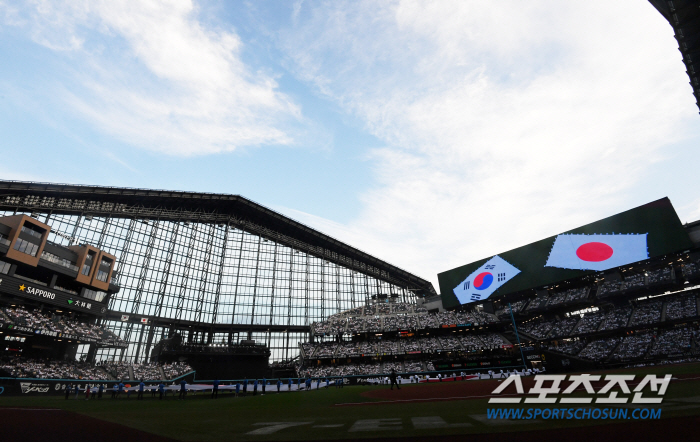 'Legend does not disappear' Lee Jong-beom's miracle fifth base, Itoi dramatic three-run...Korea's Legendary All-Star Loses to Japan