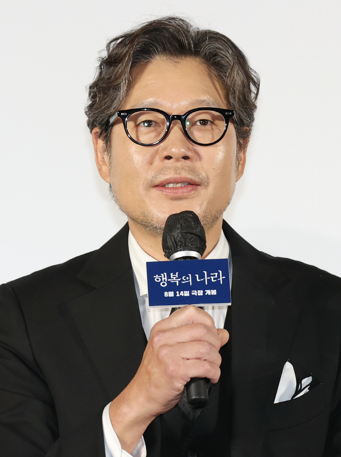 'The Land of Happiness' Yoo Jae-myung'Another Chun Doo-hwan? ''Spring of Seoul'Hwang Jung Min is scary'