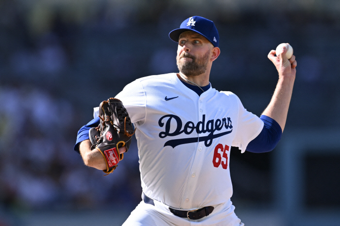 LAD's bold 100-mile rookie start! Ryan was originally an infielder who dreamed of playing both sides