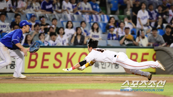 Peraza's walk-off hit, Oh Seung-hwan's final hit for two consecutive days...After Hanwha's seven consecutive losses, it has come from behind for two consecutive days 