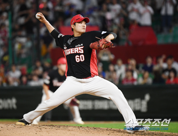 '5 innings of self-imposed win' Is that the pitcher?  'Ball ball ball ball ball' 'Shocking throw with 73 pitches and 6 runs in 1.1 innings 