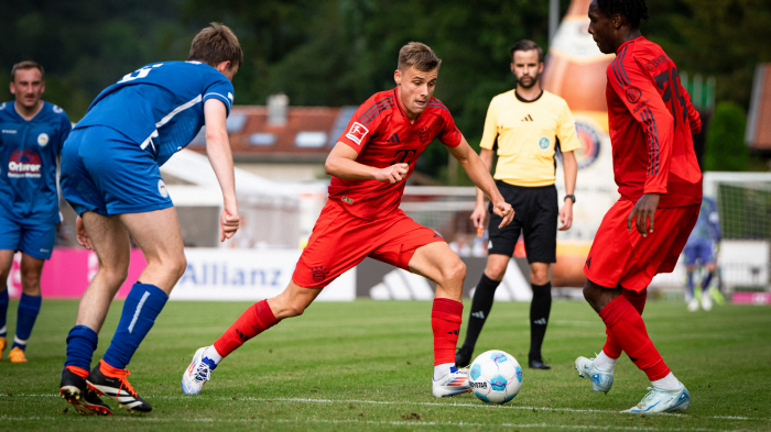 'Bayern Munich Captain' Kim Minjae appears...First captain's armband after transfer, 14-1 win in friendly match '45 minutes → no runs'