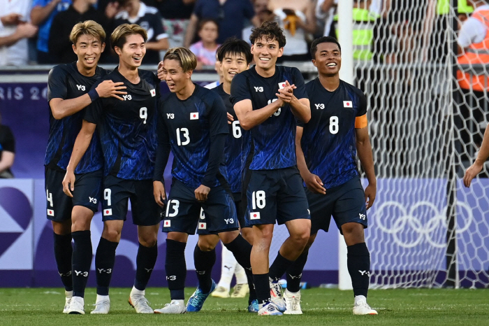 Chung Jo-joon's first Olympic medal in 56 years' time was strong, 'Wildcard NO' First match '10 Run' Paraguay 5-0 rout