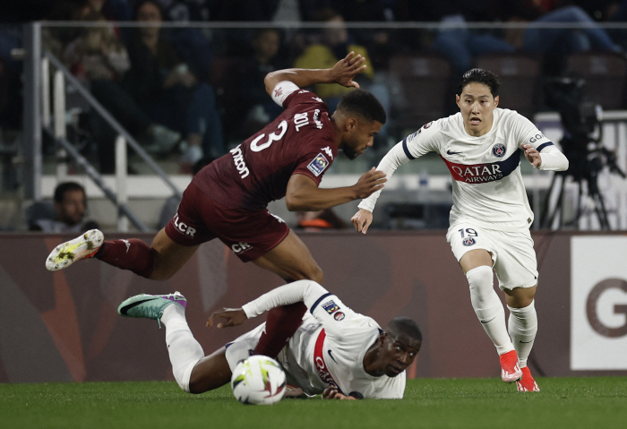 Wasn't it Napoli-Newcastle? Lee Kang-in, 'Shock'The next destination? Appeared as a candidate for Munich...'Sellable for Mbappe Replacement'