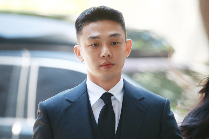 Yoo Ah-in's side 'The allegation of sexual assault of the same sex is not true..Please refrain from speculating.' (Official) 