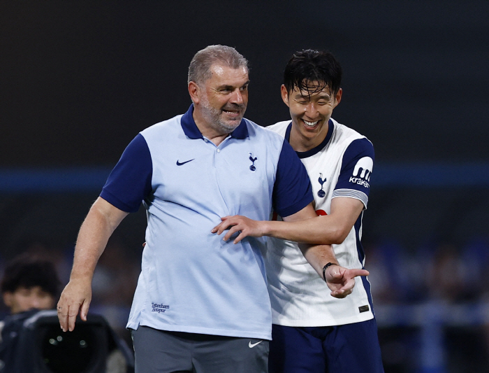 'Son Heung-min scored his first goal at last'Son Heung-min's daily heart letter 'Click ceremony Tottenham came from behind to beat Vissel Kobe 3-2