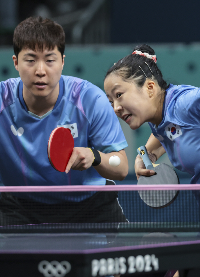 'Breathe perfectly'Shin Yubin X Lim Jong Hoonjo 獨 4-0! Going to the quarterfinals lightly!'Let's go for the first medal in 12 years' 