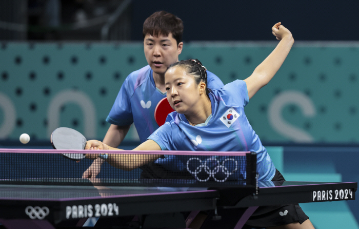 'Breathe perfectly'Shin Yubin X Lim Jong Hoonjo 獨 4-0! Going to the quarterfinals lightly!'Let's go for the first medal in 12 years' 