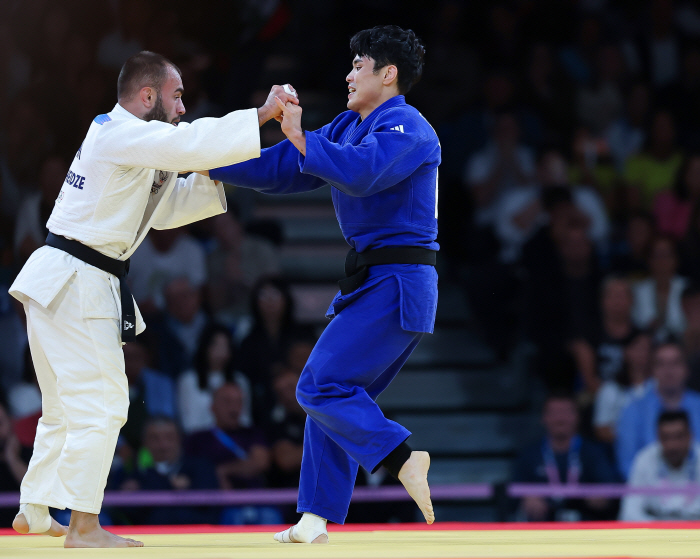 'Last Olympics, I'll pour everything in.'Dun Kim Won-jin was eliminated for the third consecutive time 