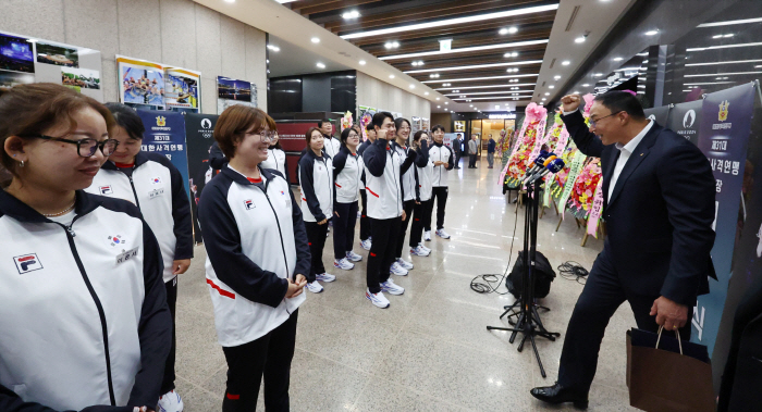 The Taeguk Warriors of the Republic of Korea, who disappeared at the opening ceremony, proved their ability to 'Gold 1, 1 dong 1'