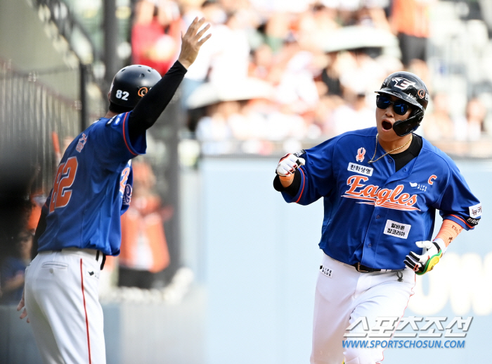 The two-time foreign steel plate was super-strong'Chae Eun-sung and Ha Joo-seok Home Run' Hanwha won three consecutive games → LG won eight consecutive games 