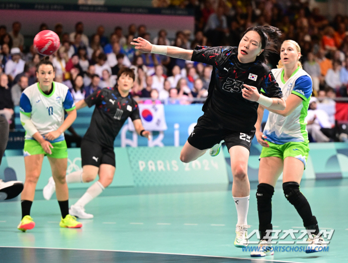 'There was no drama again' South Korea's 女 handball was completely defeated by Slovenia, which must be caught, by 23-30 '8 advance to the quarterfinals'