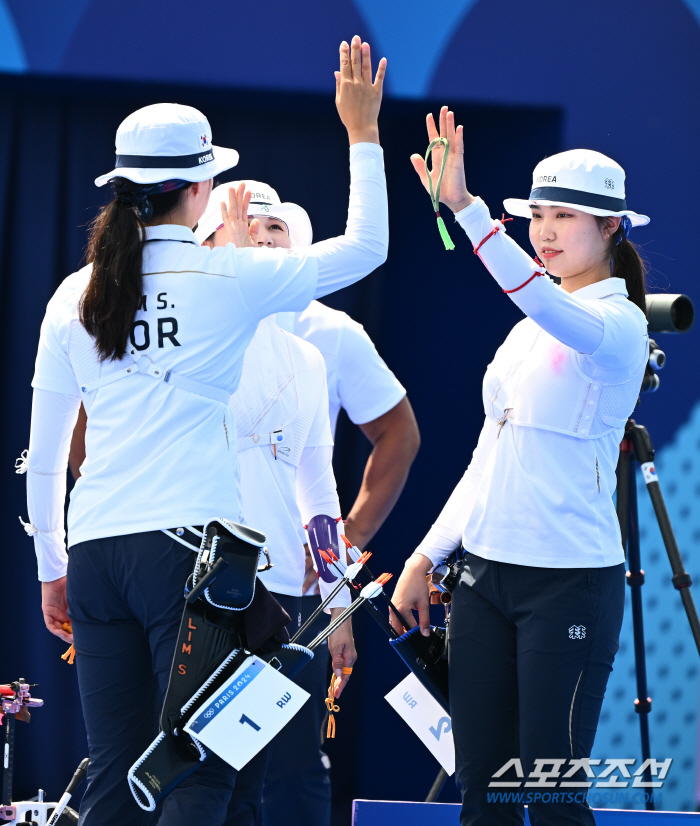 'This is a drama' South Korea's archery team came from behind to beat the Netherlands in a huge upset' to advance to the finals  one win left until the 10th consecutive defeat'!