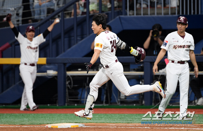 Why did coach Lee Bum-ho make Jeon Sang-hyun throw 44 pitches when he couldn't score a strike