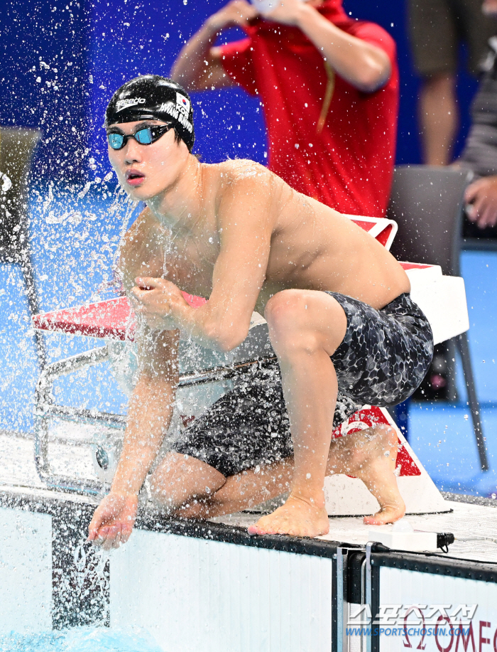 'Ah!0,04 seconds', believed Hwang Sun-woo, 9th place in the 200m freestyle semi-final line - Kim Woo-min 12th place...a run to the final 