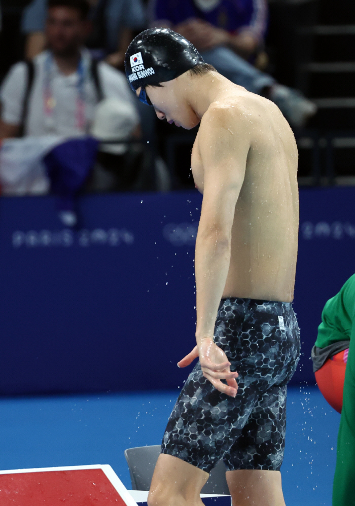 At the last minute, the pace dropped to 0.04 seconds per day, and the final round failed to pass 'Shock'Hwang Sun-woo 'My swimming life is not over' 