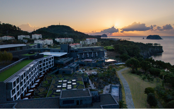 Jeju's only health hot spring Oreve Hot Spring & Spa, the perfect combination of luxury and healing