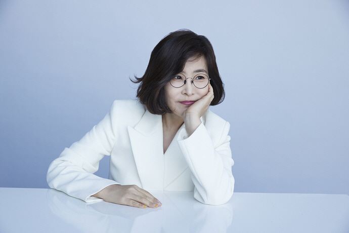 Lee Sun-hee Fined for Misuse of Corporate Cards