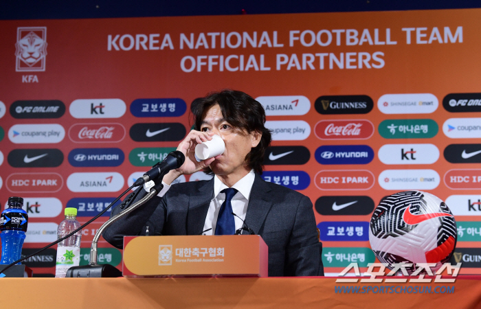  Coach Hong Myung-bo who repeatedly apologized and bowed his head 'The goal is better than the round of 16 at the North-China World Cup, and Son Heung-min as captain' (Full Story)