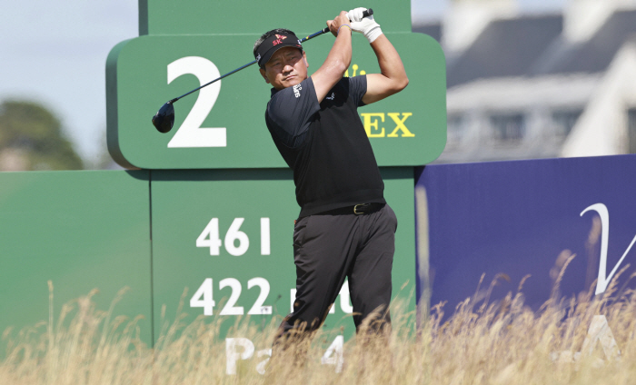 This time, the first PGA senior major championship in South Korea...'Tank' Choi Kyung-ju's clock goes backwards