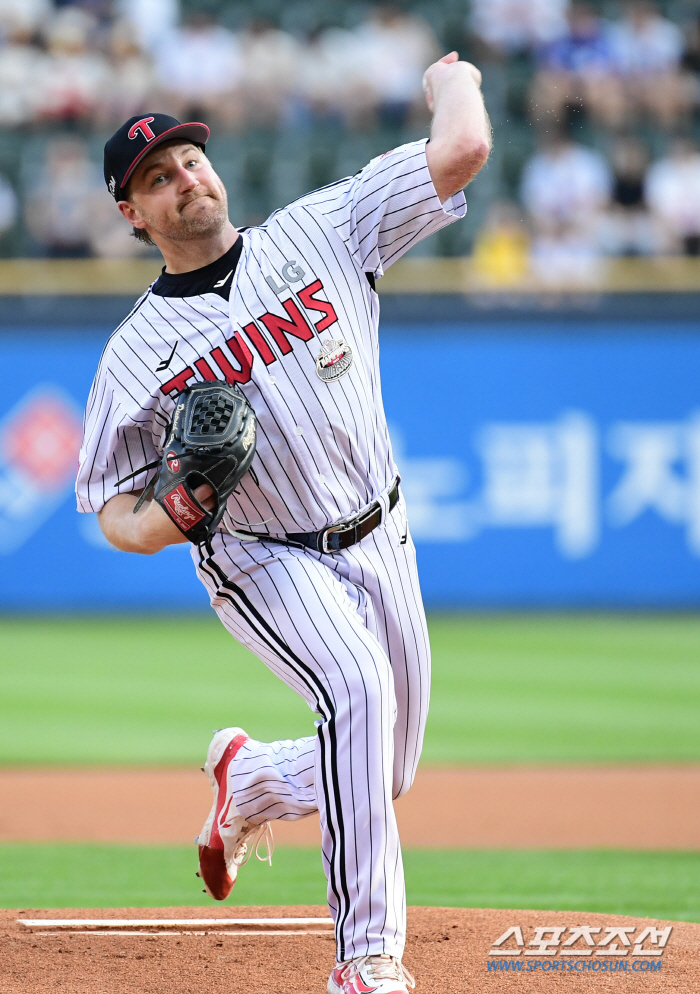 'Jamsil is small, too.' Kang Min-ho, Kim Young-woong, Lee Sung-kyu 3 home runs. Corner 8 innings and 1 run. Samsung, LG come from behind to win 7 to 1. Reapproach Game 2 