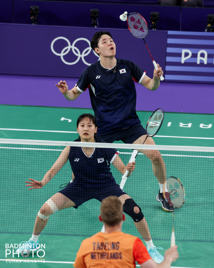  South Korea's shuttlecock, medal race green light, mixed doubles dramatic advance to the quarterfinals  quarterfinals favorable to South Korea