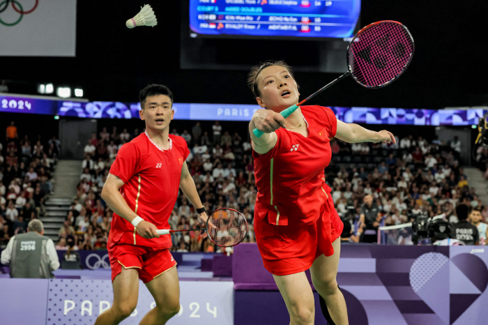  South Korea's shuttlecock, medal race green light, mixed doubles dramatic advance to the quarterfinals  quarterfinals favorable to South Korea