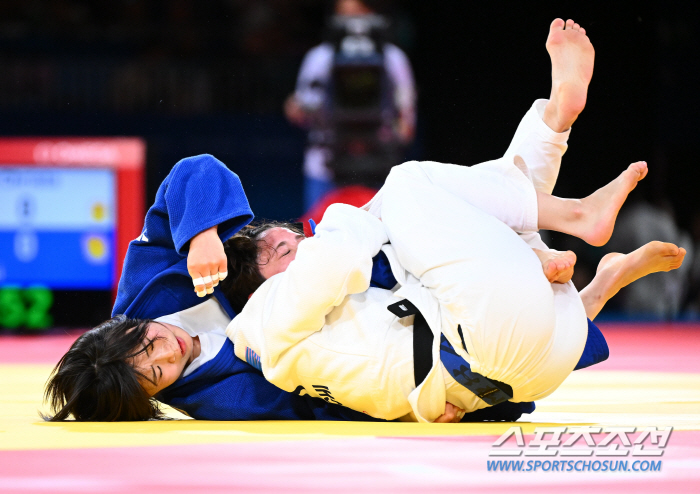 'You have to change your judo skills' Blurry judgment, the world's No. 1 player who couldn't laugh even after winning the gold medal