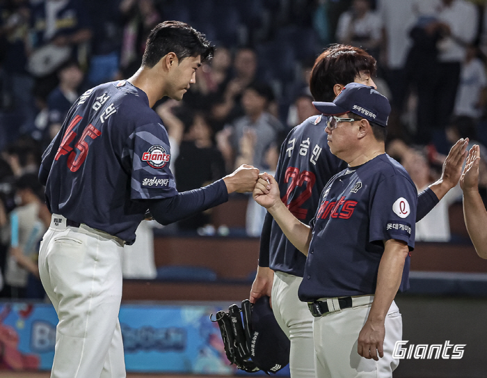 'Where's the lucky dog?' Lotte. Excluding Son Ho-young's lineup. 'Yoon Sung-bin?' There is no limit to the number of pitches' 