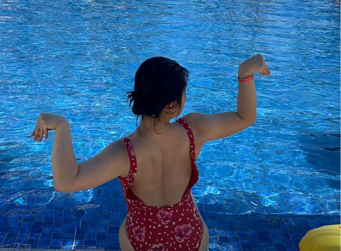 ''48kg' Park Na-rae, bold backless swimsuit..Gwangbae is angry. His arm muscles are still there