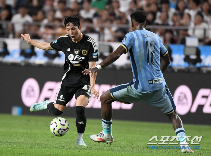 'I'm Yang Minhyuk!' Crazy dribbling → Royal ostracized Turn, a spectacular initiation ceremony ahead of joining Tottenham