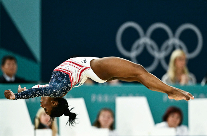 '4 gold medals → mental breakdown' US Simone Biles' spectacular return to the Olympics for the fifth time '5 gold medals started'