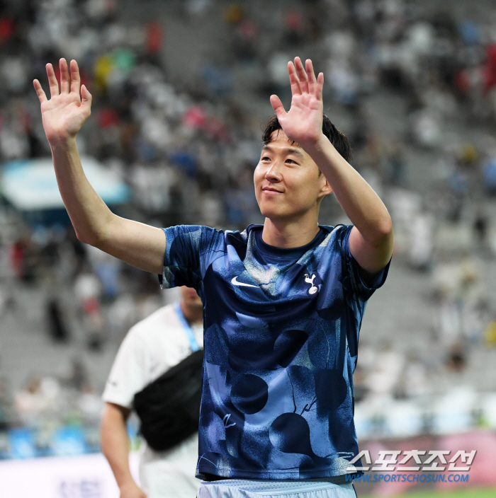 '2 goal'Son Heung-min →'Untouchable', praise from director Park Tae-ha'Yang Min-hyuk's competitiveness is very high'