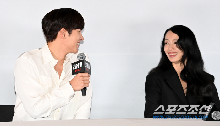  Ji Changwook and Jeon Do Yeon were really comfortable