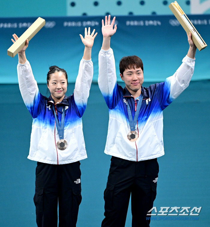 Shin Yu-bin X Lim Jong-hoon Table Tennis Mixed - Men's Judo 81-kg Lee Jun-hwan 'Value Bronze Medal'...'Lost Well' Men's Relay-'Perfect' Kim Woo-jin 