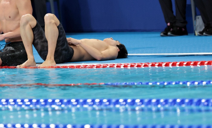 ''Ununderstandable Olympic bad luck' Hwang Sun-woo is crying in his heart'