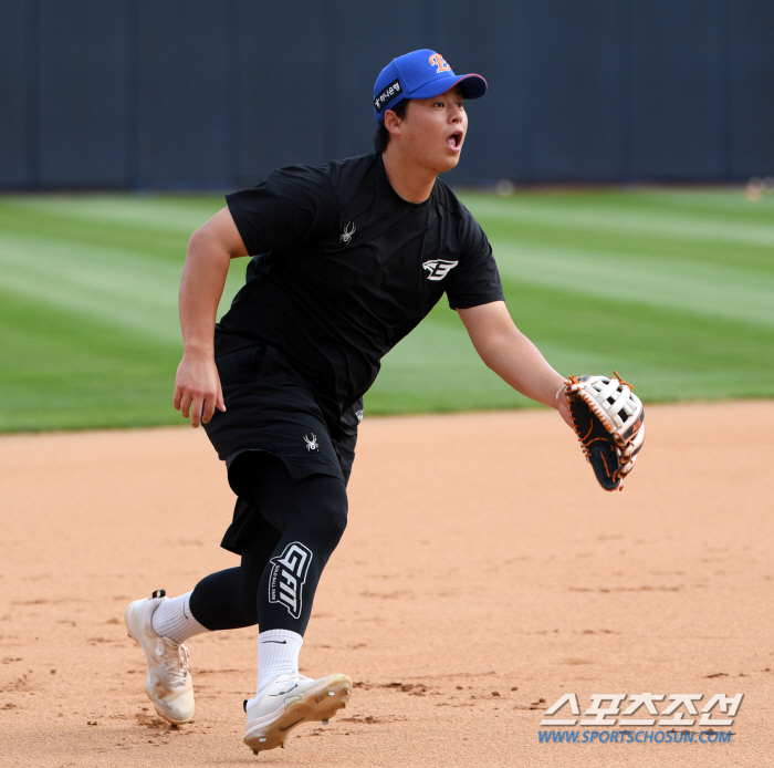 'Good, you're doing well' The atmosphere of Hanwha training is the best for 5 consecutive wins...Manager Kim Kyung-moon praised the players indefinitely