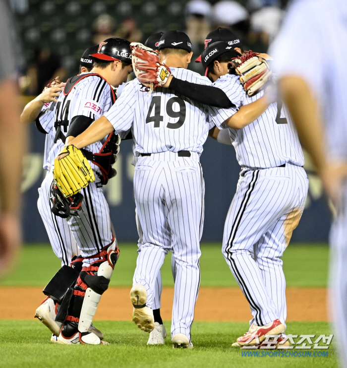 'Huh Do-hwan's call-up's tremendous meaning''S all-in declaration''The first place was chased even by an eight-game difference. The game will be decided in August. I'm going to chase you hard'