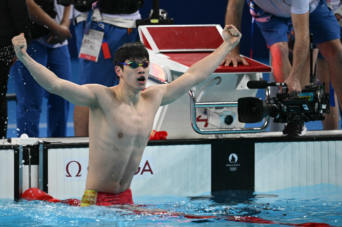 'Hwang Sun-woo Rival'中 Fan Zanler World Record 金남자, Men's 100m freestyle 46.40'亞 wins for the first time in 92 years'