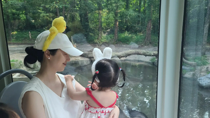 Doctor ♥'Lee Jung-hyun,'Second prenatal education  First daughter parenting' At the same time 'Kindergarten vacation, safari'