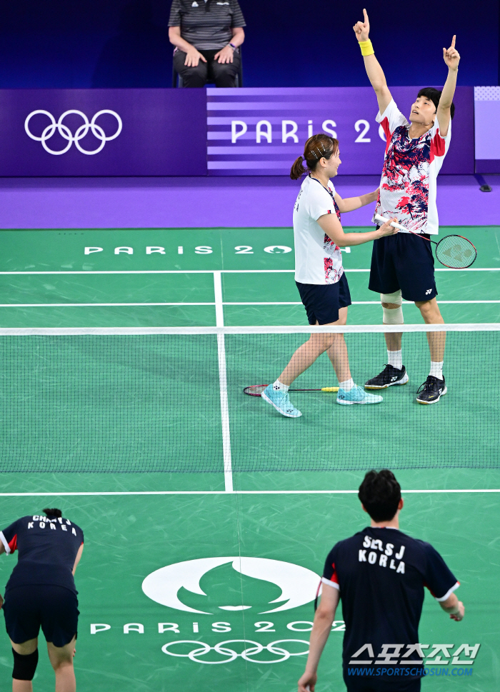 Leading the badminton Olympics to the finals for the first time in 16 years 'Fantastic breathing', 'Guto' Kim Won-ho was shaken 'Younger brother' Jeong Na-eun caught him