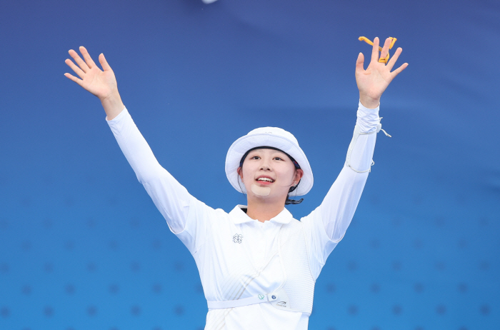 Tai Chi Palace, the men and women who conquered the group competition, 'For the first time since the introduction of the set system'16th round'