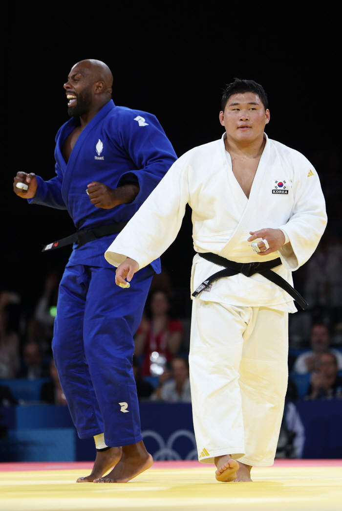 'A fight of Tong Han, but well done!Kim Min-jong'First silver medal in judo at the highest weight class 