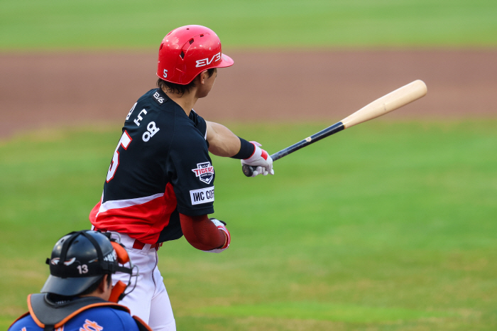 KIA's losing streak ended with Kim Do-young's home run 'Yang Hyun-jong QS' KIA prevented Hanwha from winning eight consecutive games 