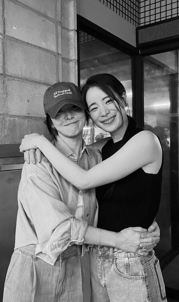 Lim Ji-yeon and Song Hye-kyo hug each other tightly 'At'♥'My Glory'' even Lee Do-hyun will envy you 'My Glory'