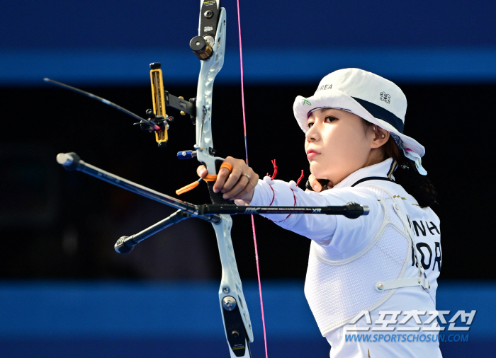 Nam Soo-hyun goes to the semifinals with a great reverse show, and all the Korean girls advance to the semifinals! Silver, copper secured 'I can see a sweep'