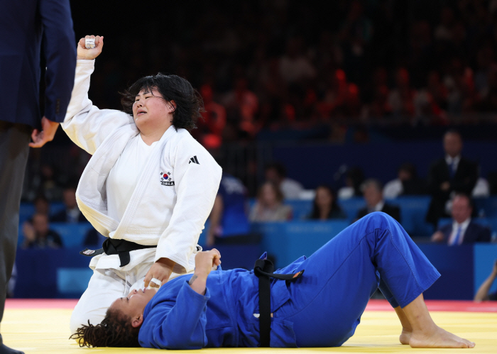 'A valuable medal for the first time in 24 years in South Korea'Kim Ha-yoon did it, overcame the reversal of the judgment'Yudo 女's bronze medal'