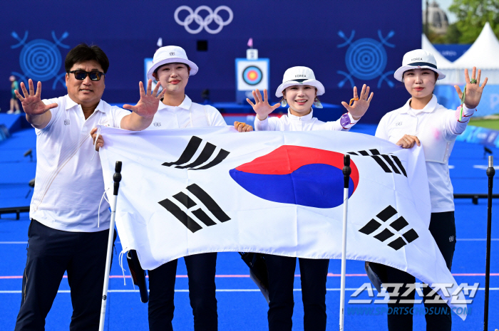 'The oldest sister' Jeon Hoon-young settles in the quarterfinals'Ace'Chance up against Lim Si-hyun in the semifinals