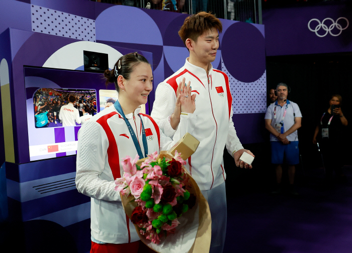  A 'surprise proposal' at the gold medal scene. There was a partner in the world who was already married