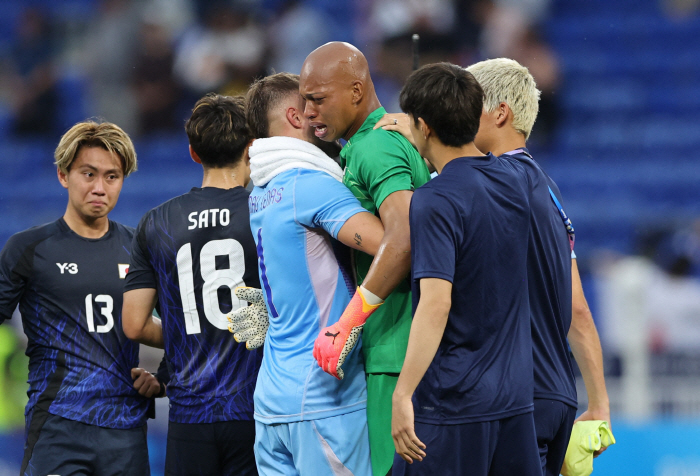 'We laughed and cried at the miracle of 1㎜' Olympic Football Quarter-Finals Out, Re-examined Bad Relationship with Japan and Spain